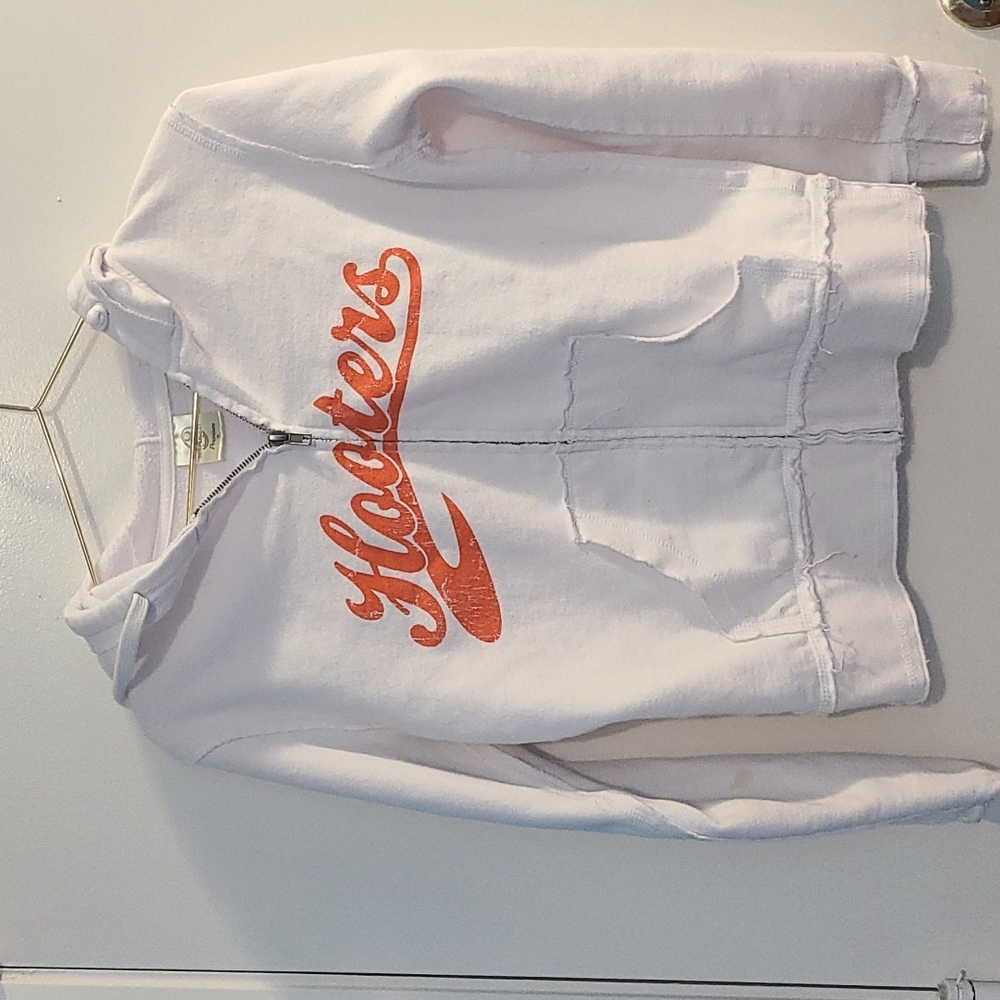 Hooters small full zip distressed hoodie